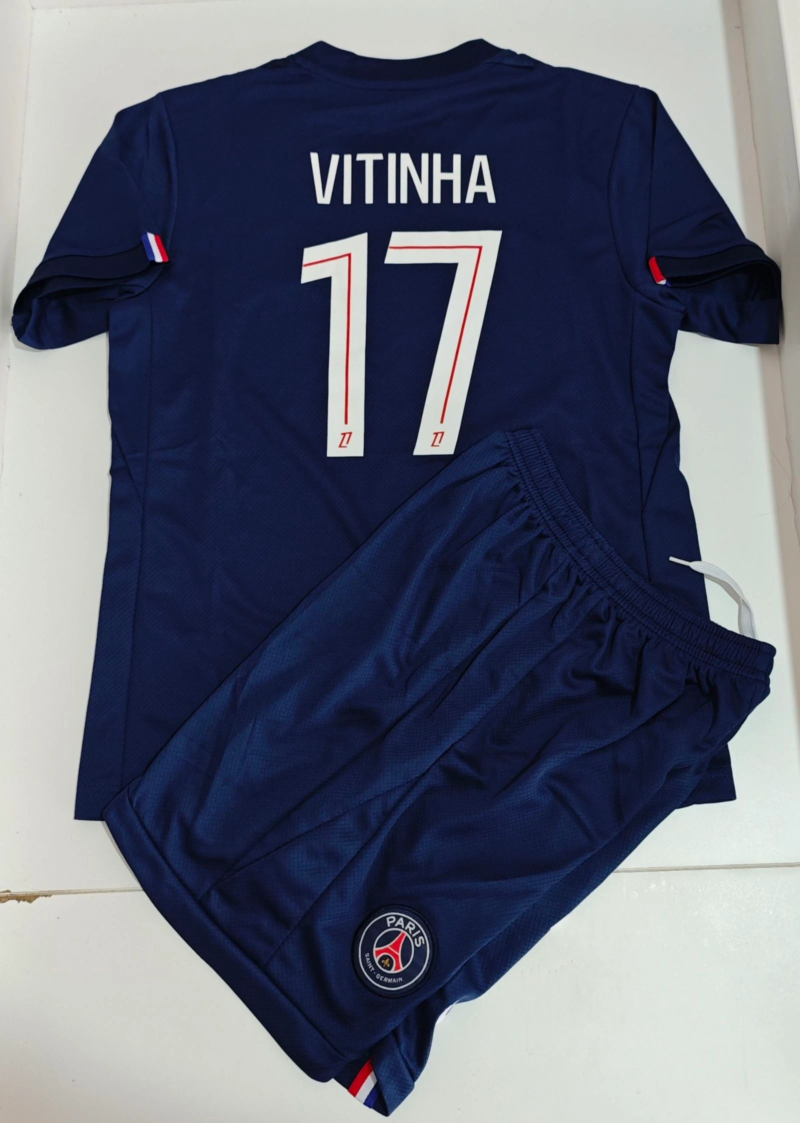 Conjunto de fútbol infantil – photo 2